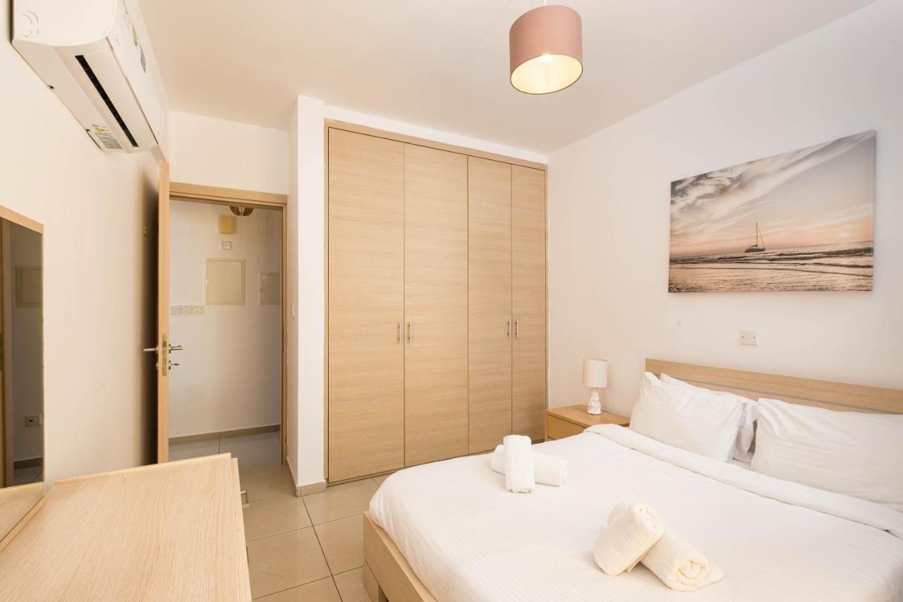 Lazuli City Center Ap 42 Larnaca Extérieur photo