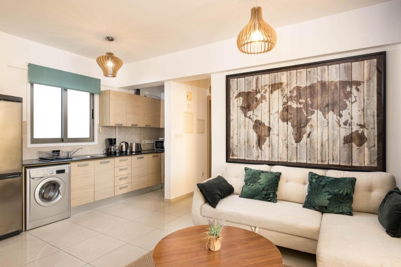 Lazuli City Center Ap 42 Larnaca Extérieur photo