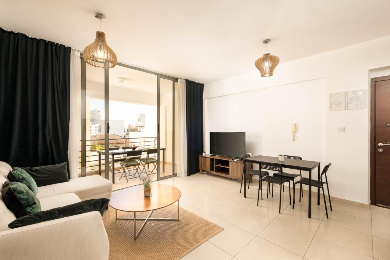 Lazuli City Center Ap 42 Larnaca Extérieur photo